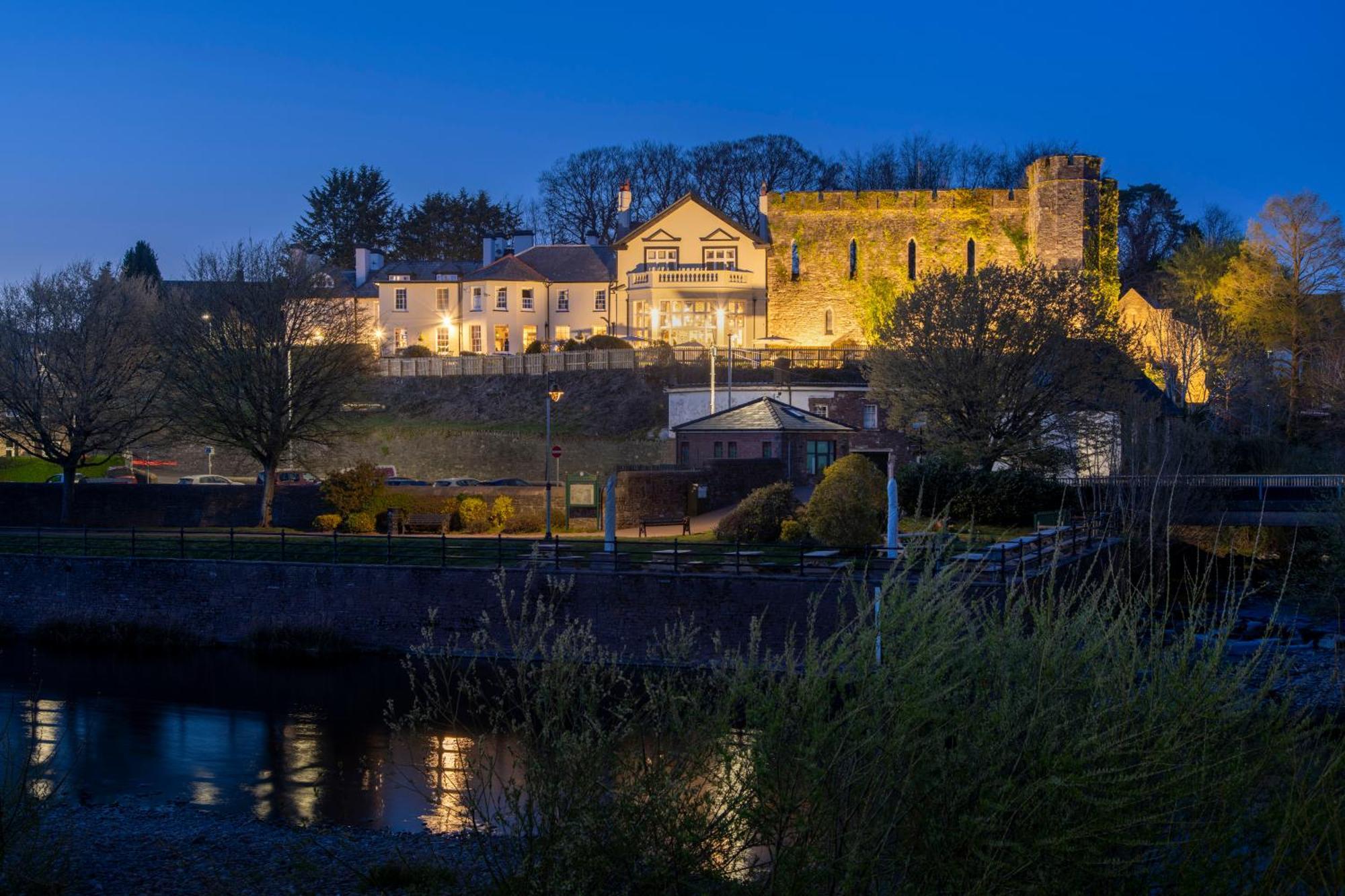 The Castle Of Brecon Hotel, Brecon, Powys 外观 照片