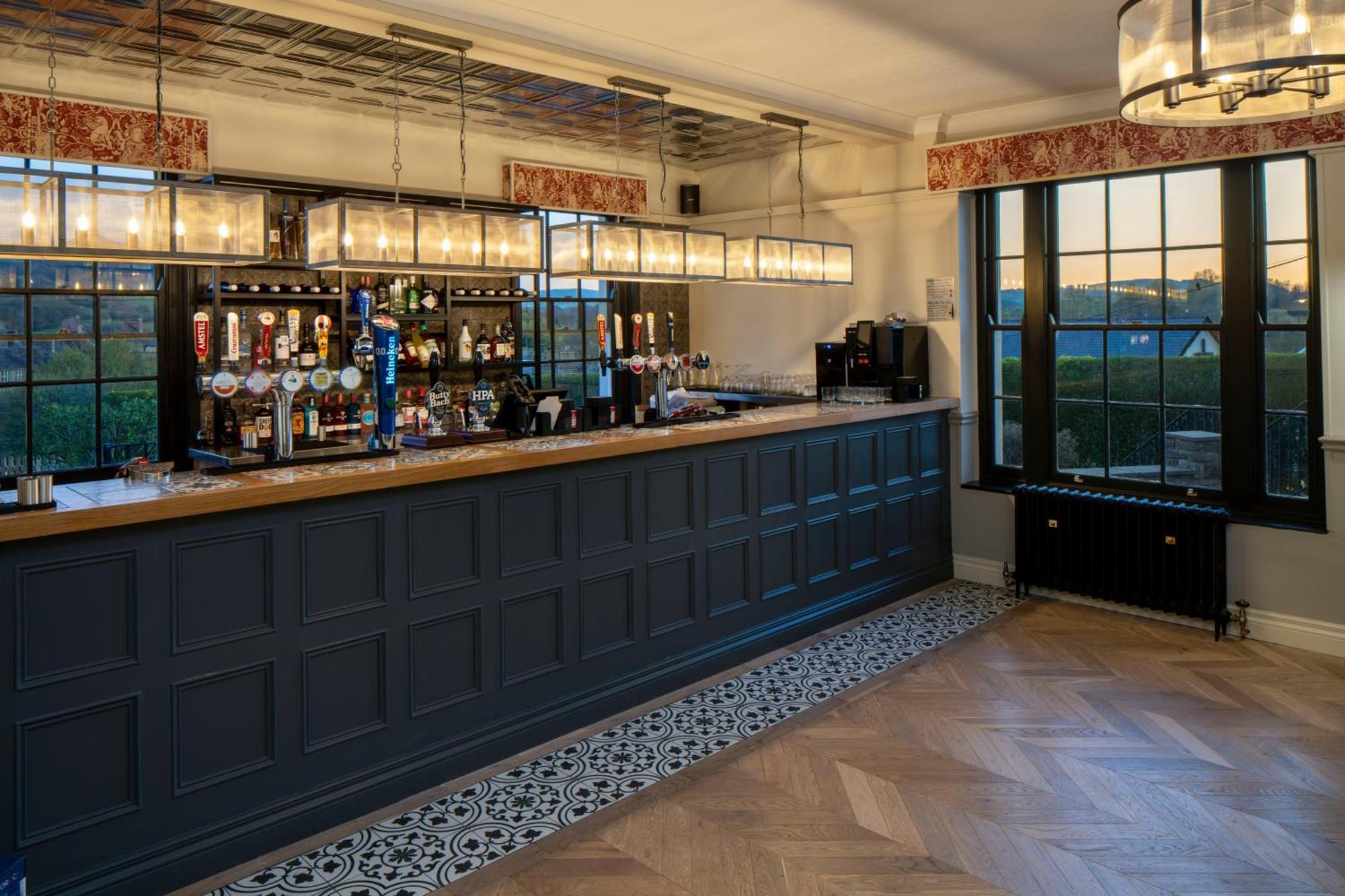 The Castle Of Brecon Hotel, Brecon, Powys 外观 照片