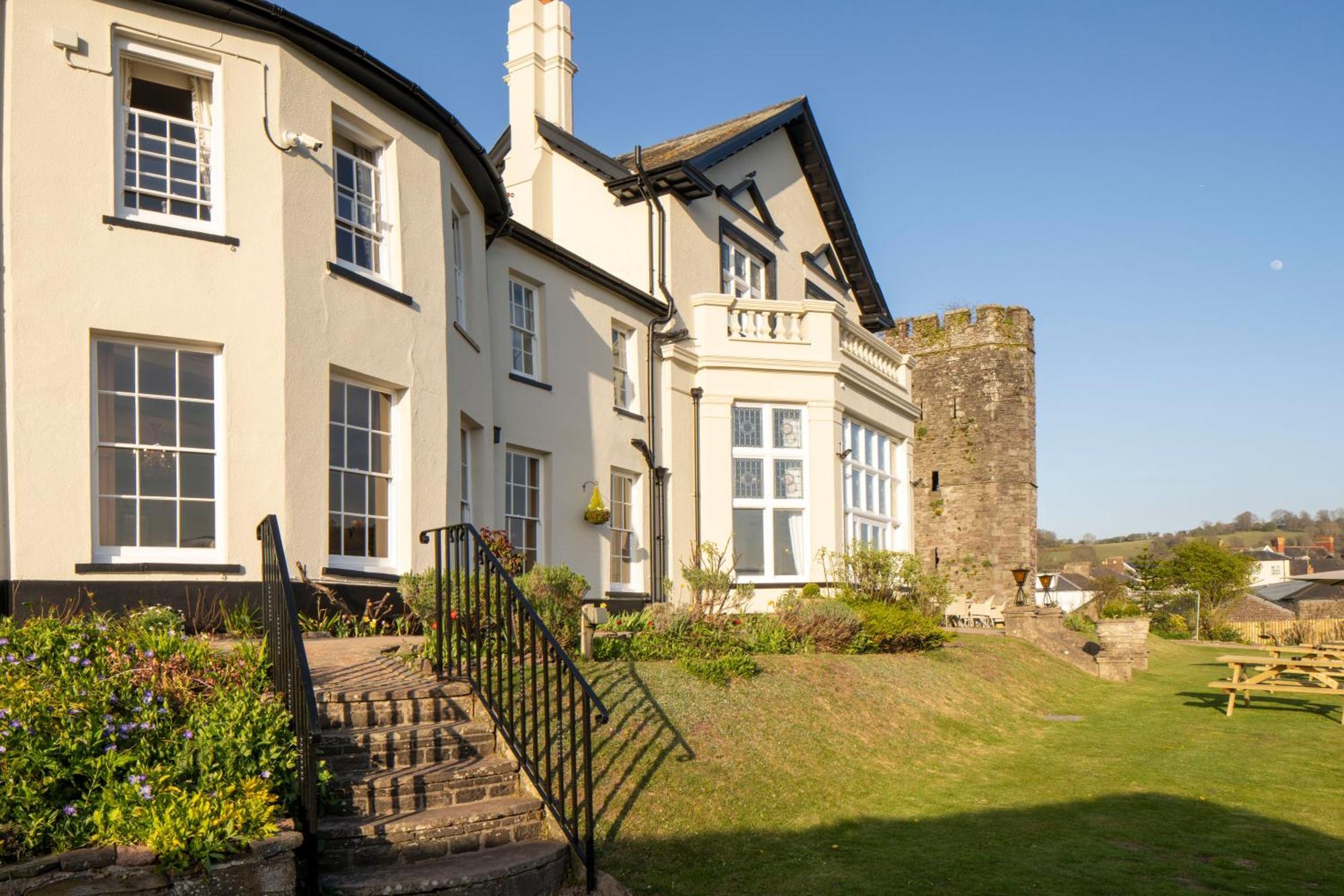 The Castle Of Brecon Hotel, Brecon, Powys 外观 照片